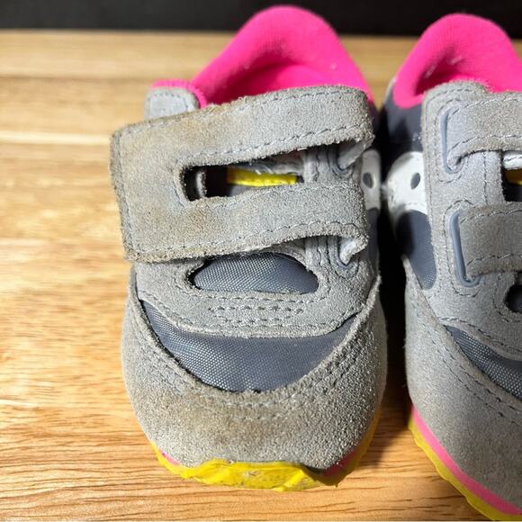 Saucony Gray Jazz‎ Hook And Loop Sneakers Size 4.5 - Picture 2 of 10